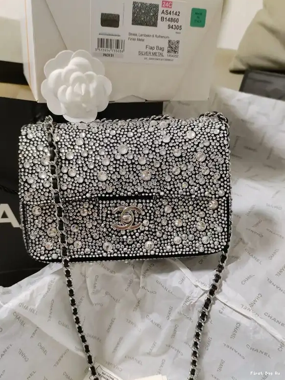 First Bag Ru FLAP 20CM CHANEL BAG 0705